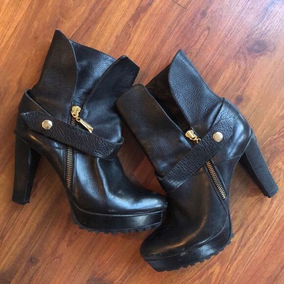 Diane von Furstenberg Black leather platform booties size 7 ￼ - Picture 1 of 8